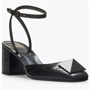Valentino Garavani One Stud Ankle Strap size 39 In Black Patent Leather